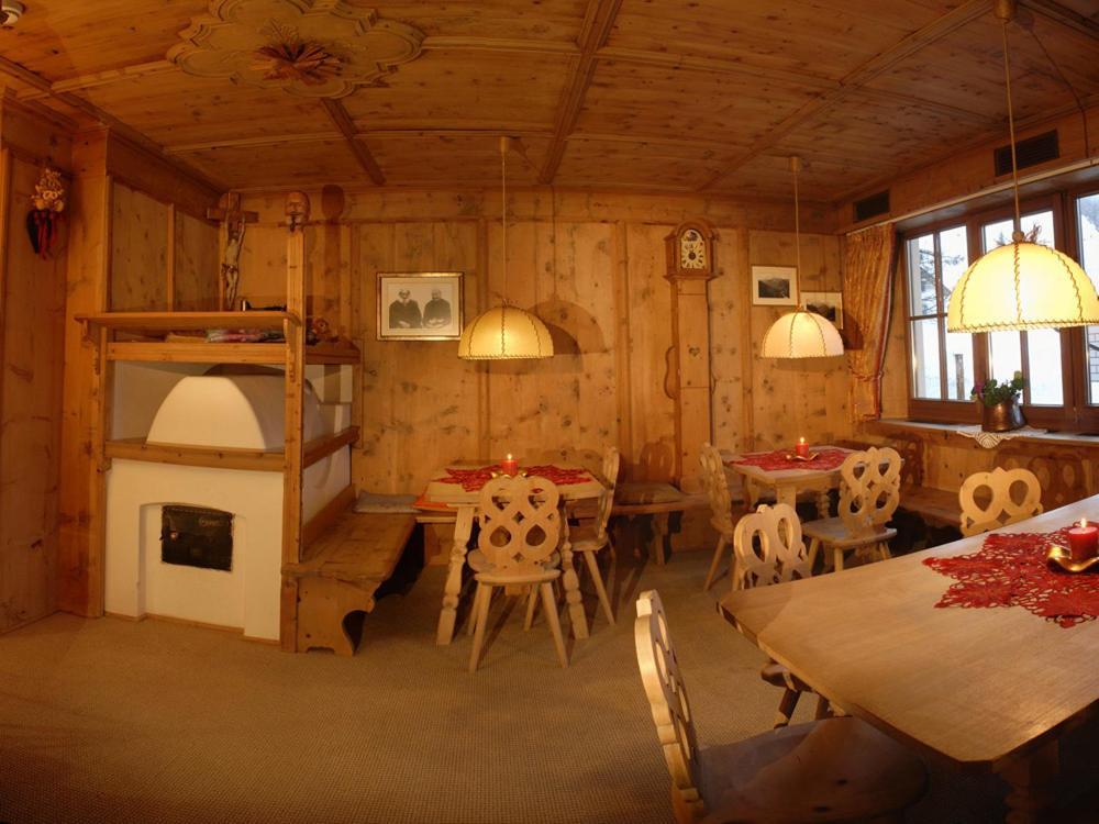 Hotel Dolomites Inn Canazei Eksteriør billede