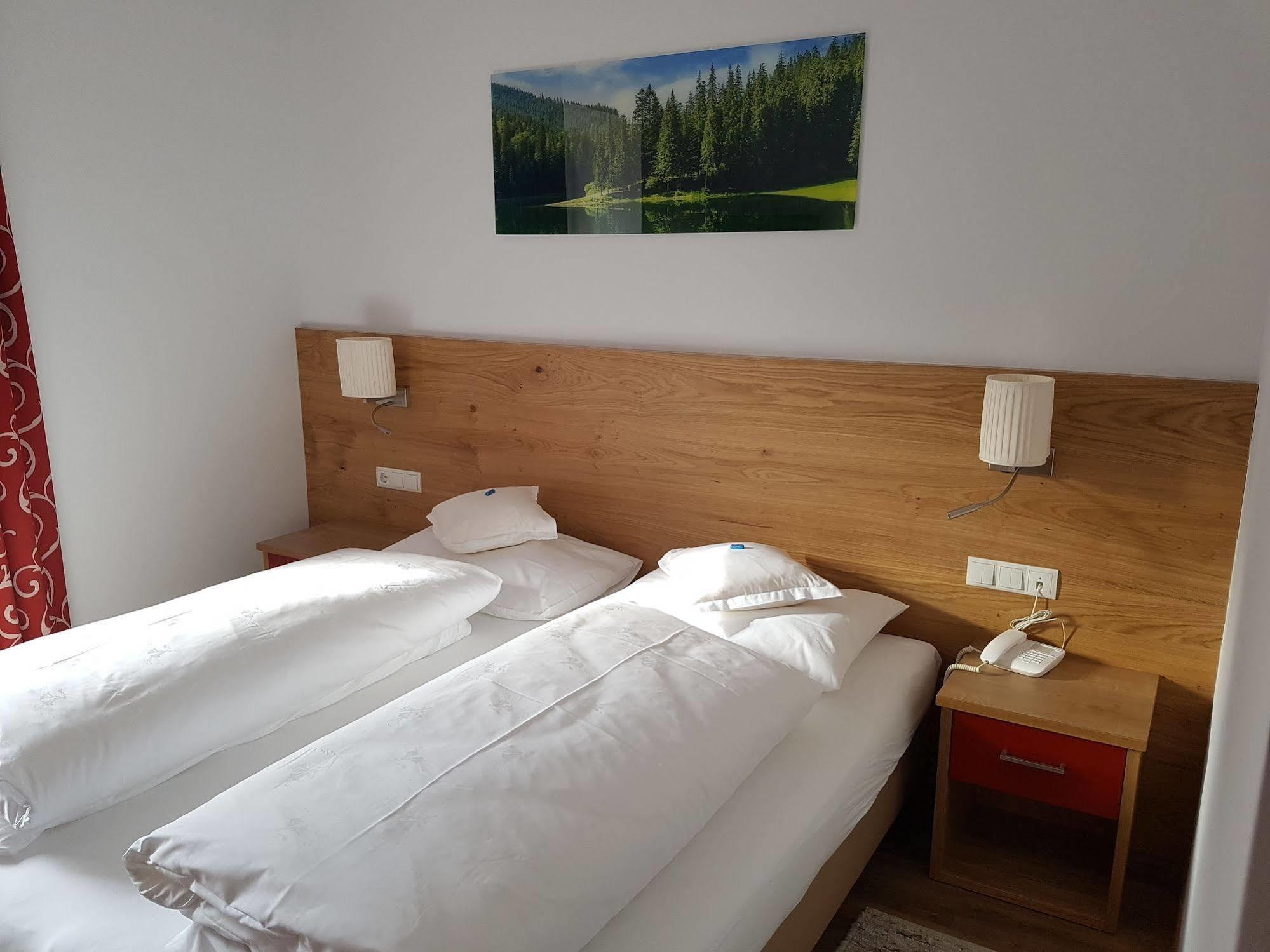 Hotel Dolomites Inn Canazei Eksteriør billede