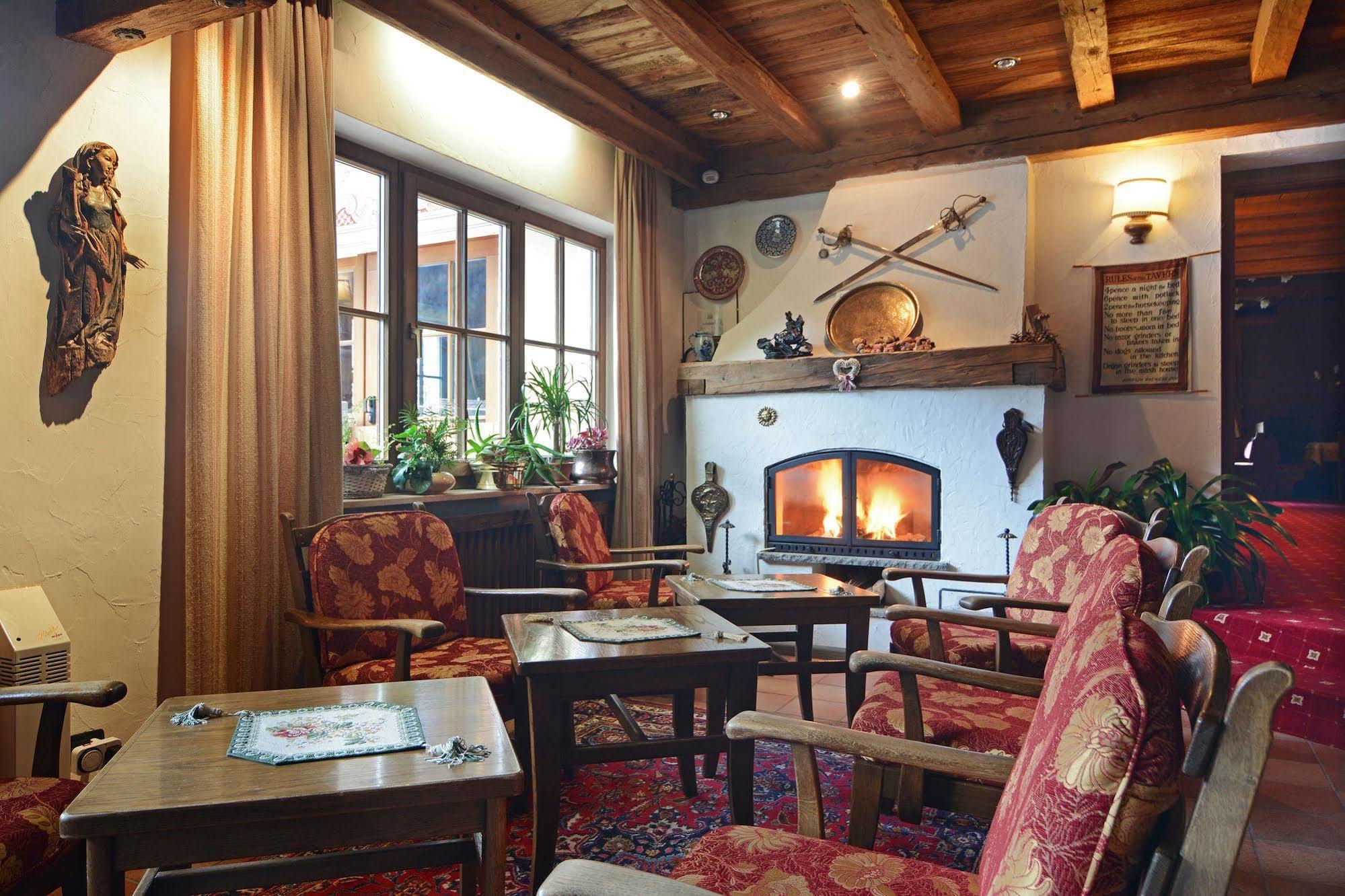 Hotel Dolomites Inn Canazei Eksteriør billede