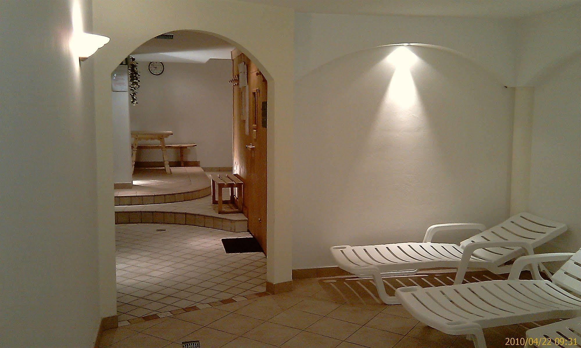 Hotel Dolomites Inn Canazei Eksteriør billede